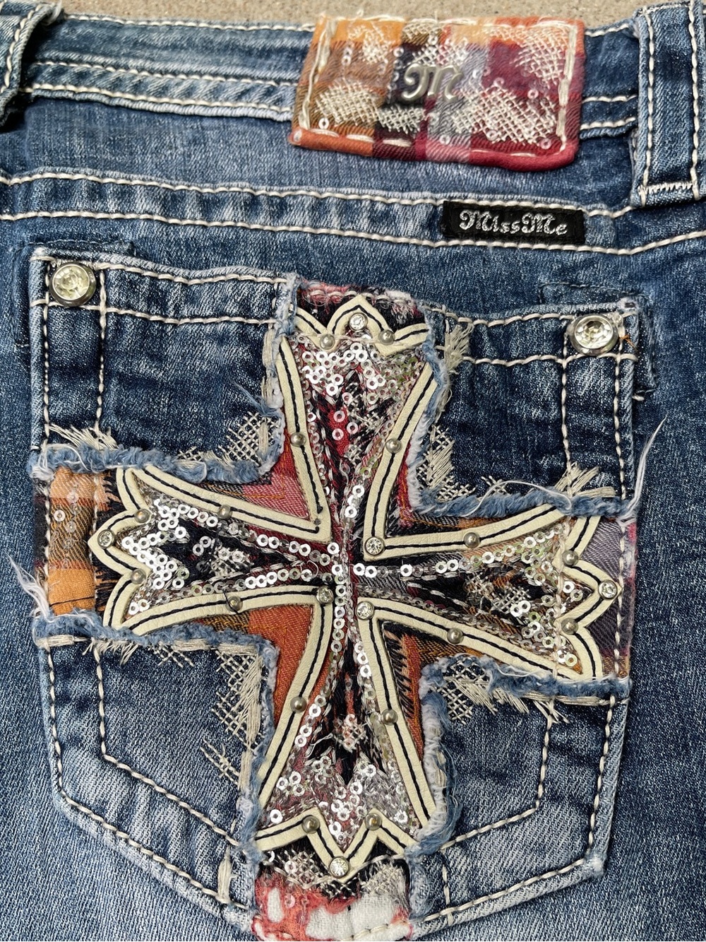 Miss Me Embellished Jeans Bootcut Cross Y2K Western Bling Grunge Denim Size 34